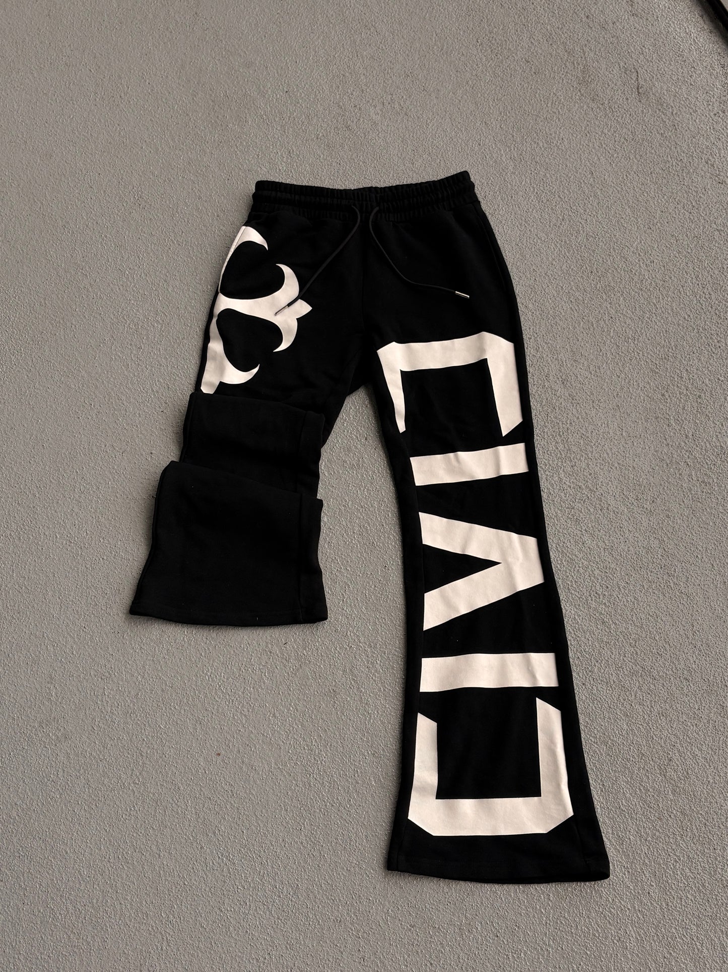 AXS sweats
